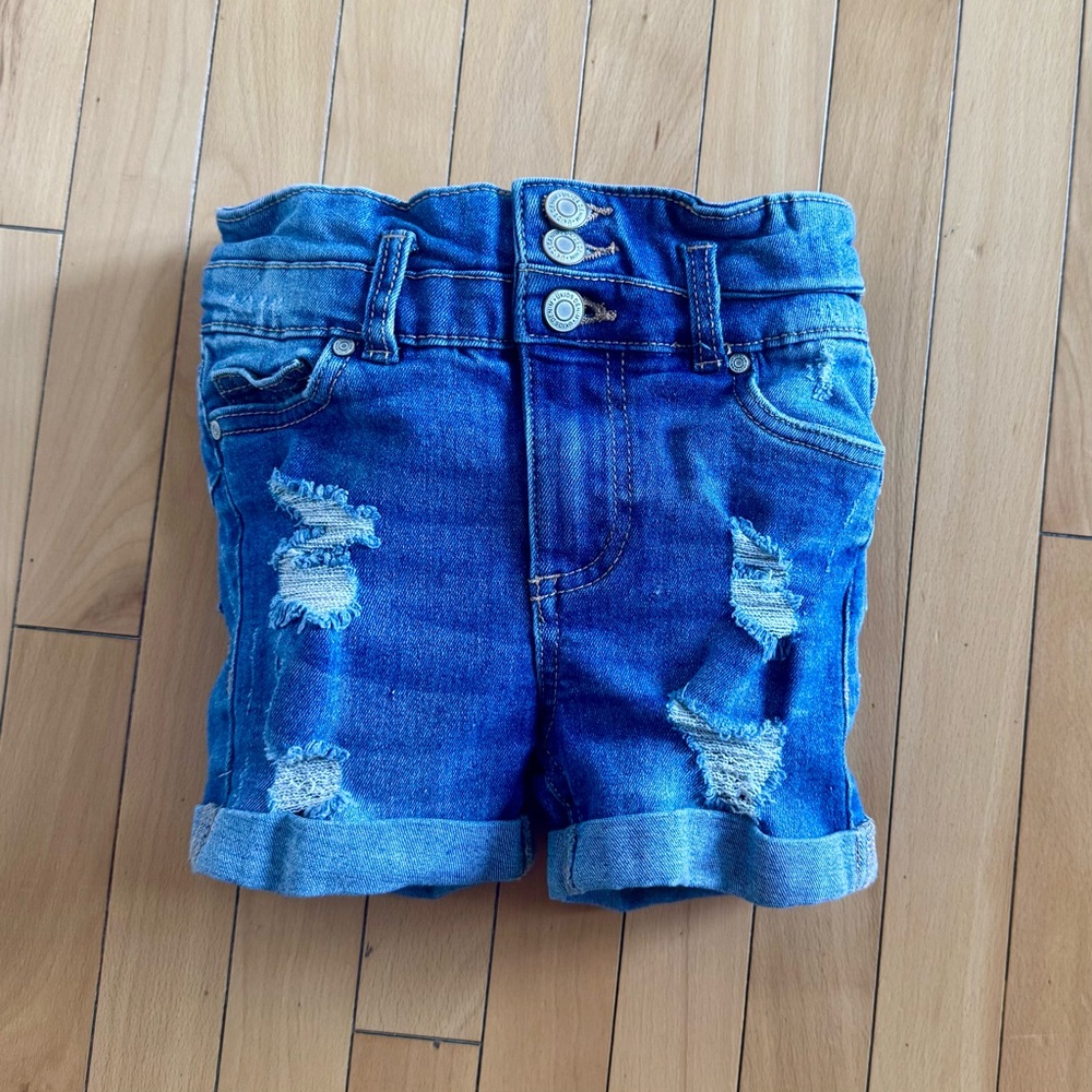 3 for$15 Blue Denim Kids Shorts Urban Kids Size 4 Elastic Waist and Zipper Fly